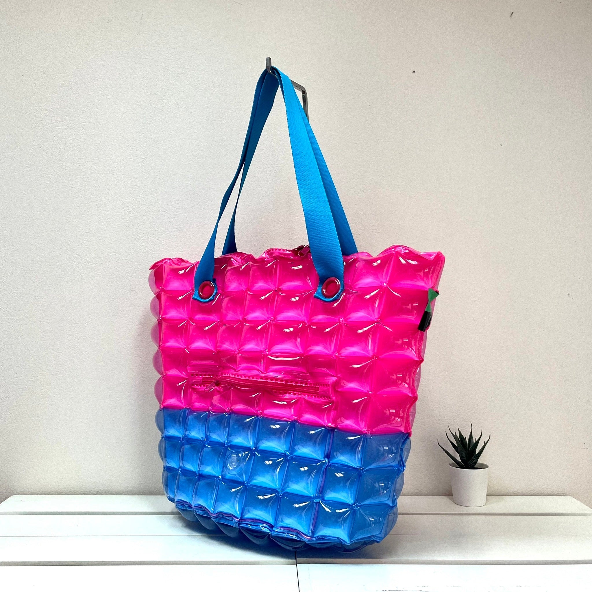 Inflatable Diamond Tote with Zipper (Large) - Trendy Two Tone - Image 7